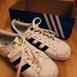 Adidas Superstar